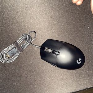 Logitech G203 mouse